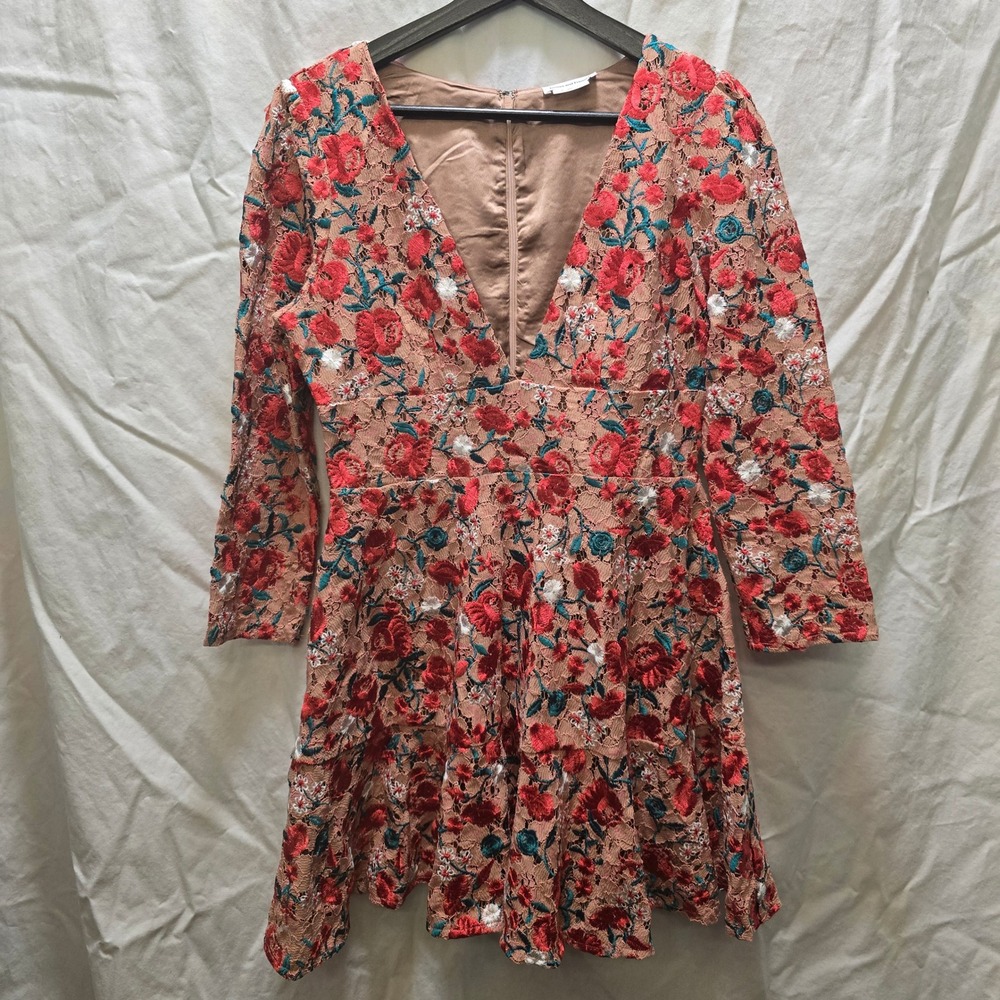 Lovers and Friends Vira Floral Lace V Neck Mini Dress Red Teal Beige Size Medium
